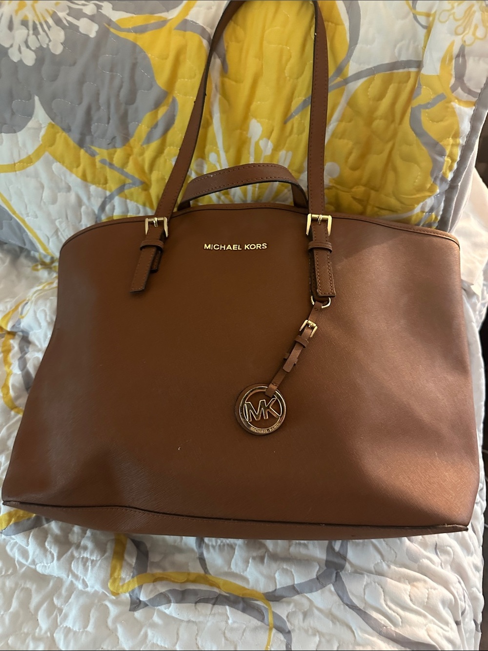 Michael Kors Cognac Leather Tote with Dustbag with Gold Hardware.   Preloved